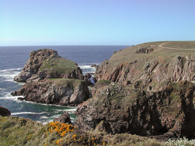 la côte découpée de Cléden-Cap-Sizun